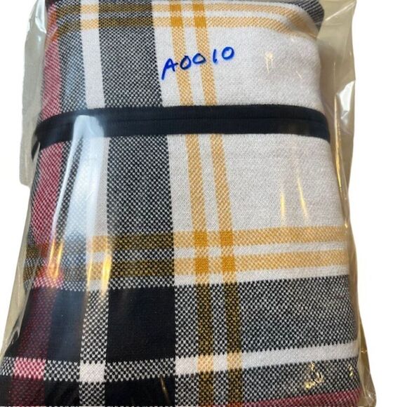 NWOT Nicole Miller Zip Front Poncho Cape Plaid Black Red Yellow Oversized S/M - Picture 14 of 14